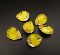 West German Faceted Glass Teardrop Cabochon 14x10mm Yellow Givre