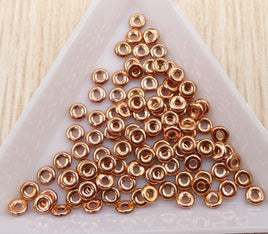 O Beads 1x4mm Crystal Full Capri Gold 5gm