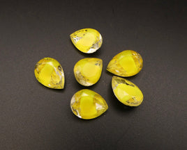 West German Faceted Glass Teardrop Cabochon 14x10mm Yellow Givre