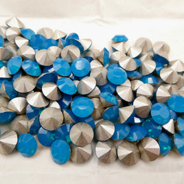 Swarovski 1088 Chaton 39ss (8mm) Caribbean Blue Opal