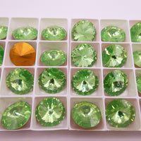 Swarovski Rivoli 1102 18mm Peridot Uranium