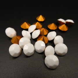 Preciosa Chaton 39ss (8mm) Chalkwhite