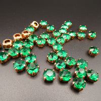 Swarovski Crystal Chaton in setting 34ss (7mm) Emerald UV